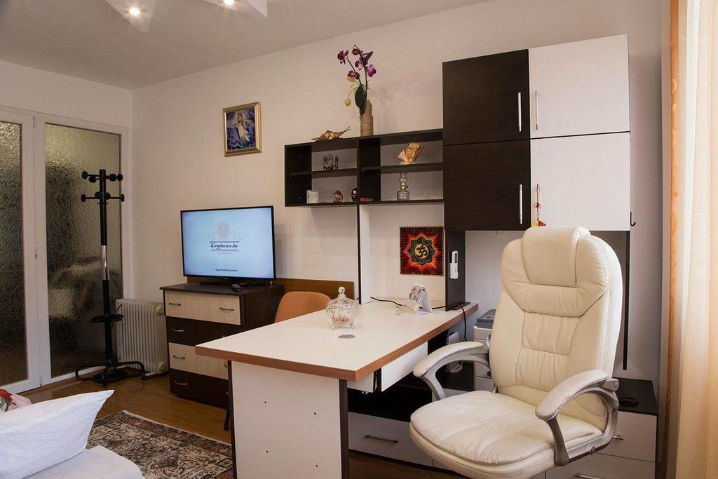 Belle Studio Apartamento Galaţi Exterior foto