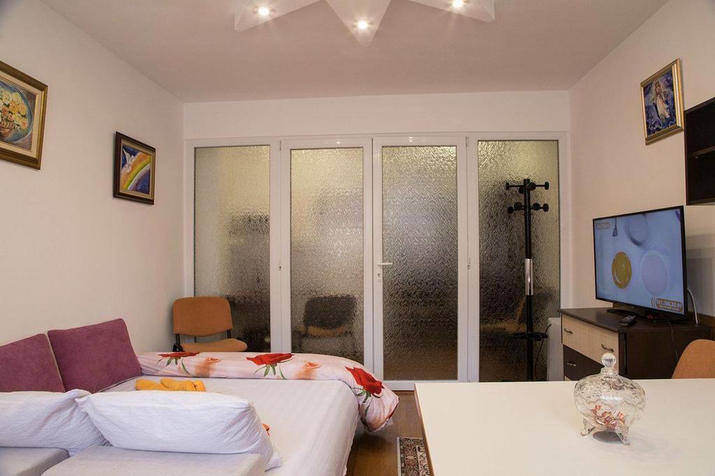 Belle Studio Apartamento Galaţi Exterior foto