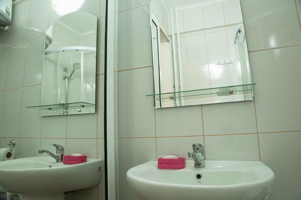 Belle Studio Apartamento Galaţi Exterior foto